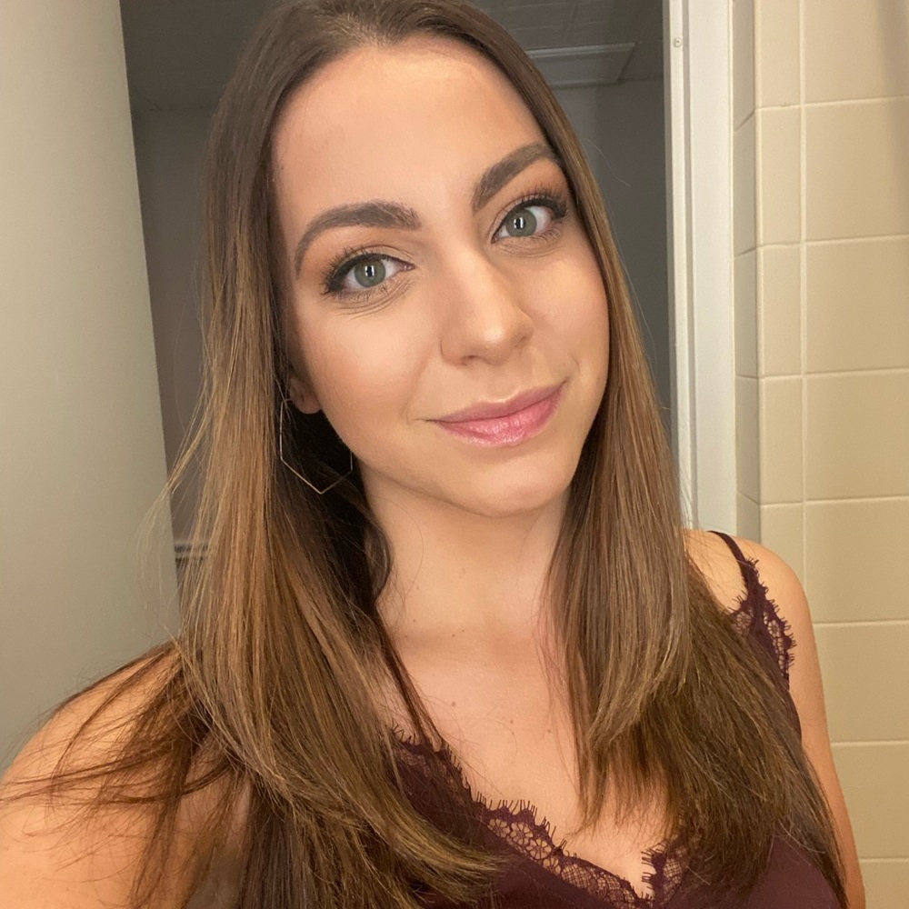 Meet your Posher, Lizzie